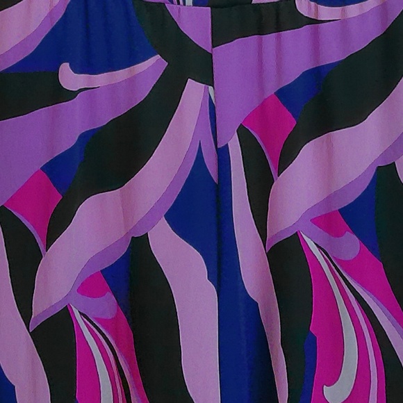 NWT Trina Terk Jump Suit Abstract Pattern Blue Black Pink Purple Size Medium - Picture 14 of 15